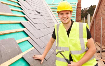 find trusted Maggieknockater roofers in Moray